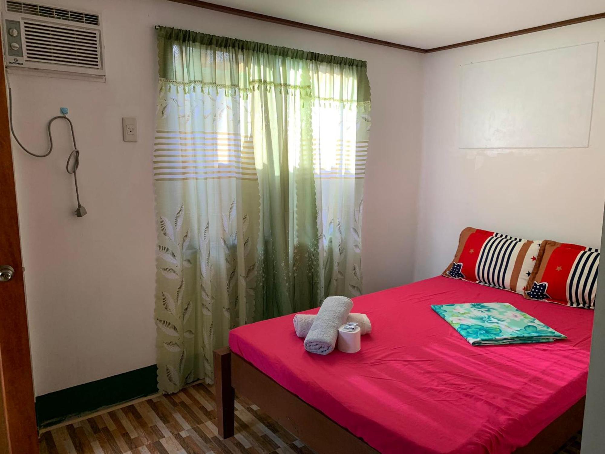 Divinagracia Cottages San Vicente  Luaran gambar