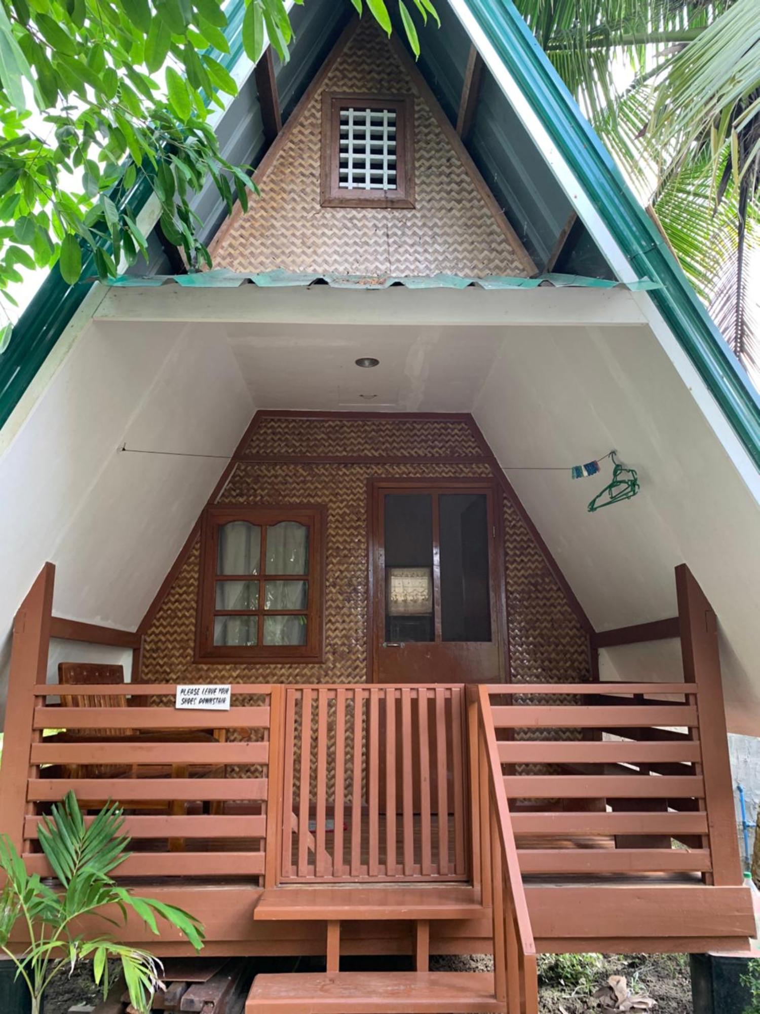 Divinagracia Cottages San Vicente  Luaran gambar